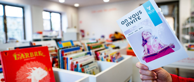 PUBLIC LIBRARY
